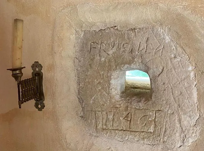 Tour Du Manoir De Boiscorde *